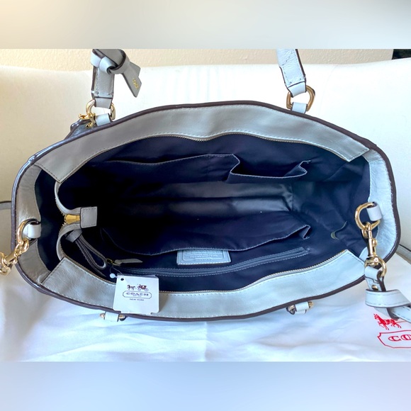 COACH Bag 2-way Versatile - Picture 3 of 7